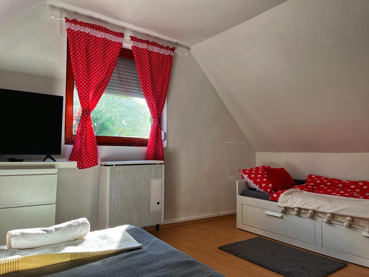 Poettyoesotthon Vendeghaz Apartment Tiszababolna Luaran gambar